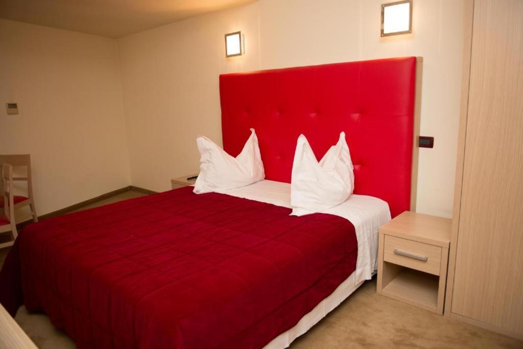 Grand Master Hotel Dej Eksteriør billede
