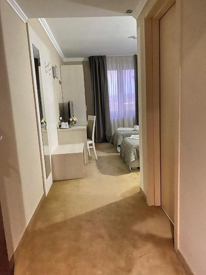 Grand Master Hotel Dej Eksteriør billede