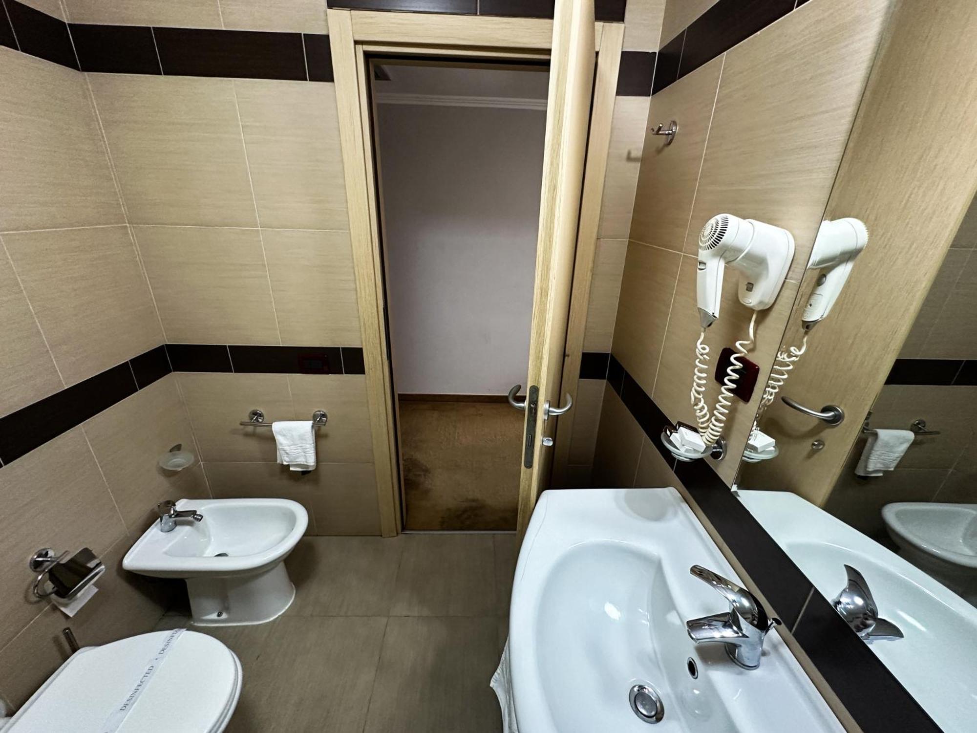 Grand Master Hotel Dej Eksteriør billede